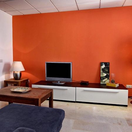 Large St Julians Central 2 Apartment Saint Julian's Екстериор снимка