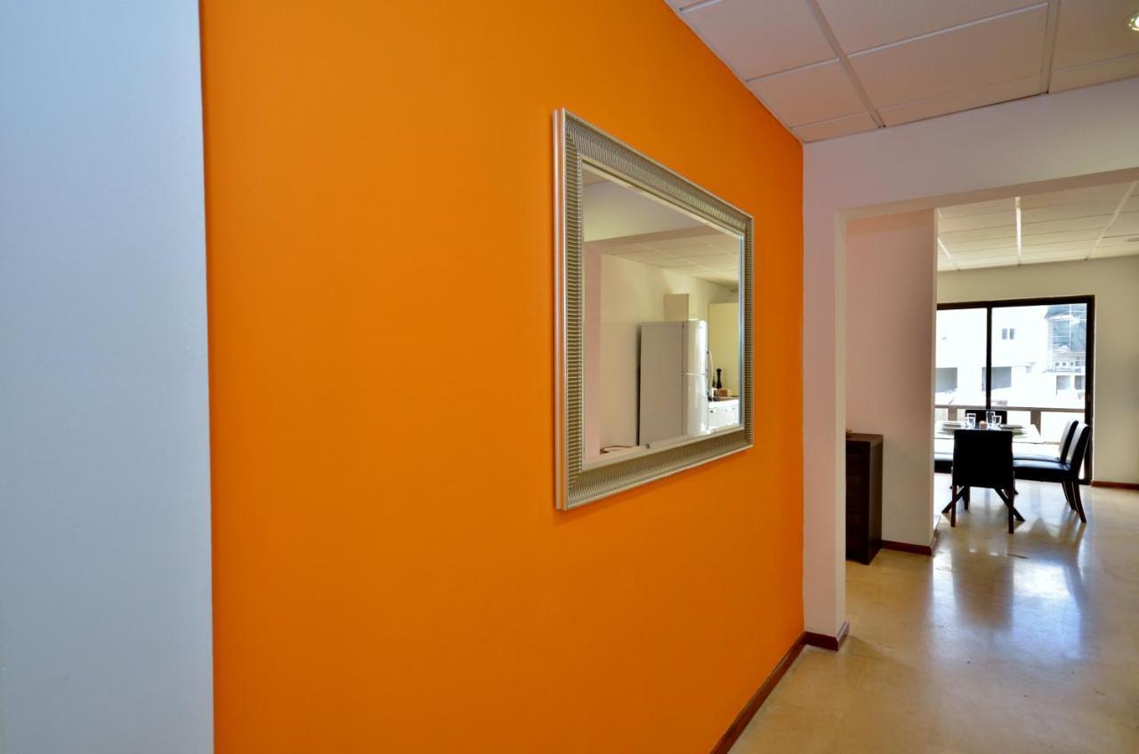 Large St Julians Central 2 Apartment Saint Julian's Екстериор снимка