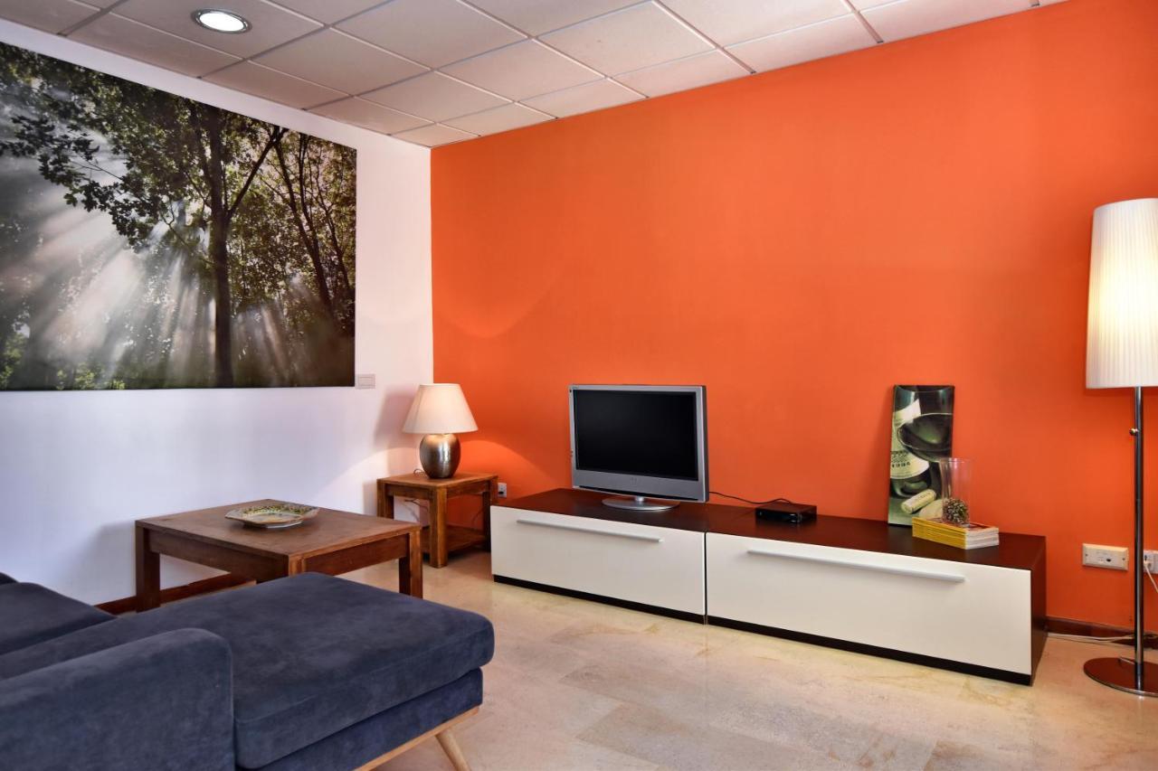 Large St Julians Central 2 Apartment Saint Julian's Екстериор снимка