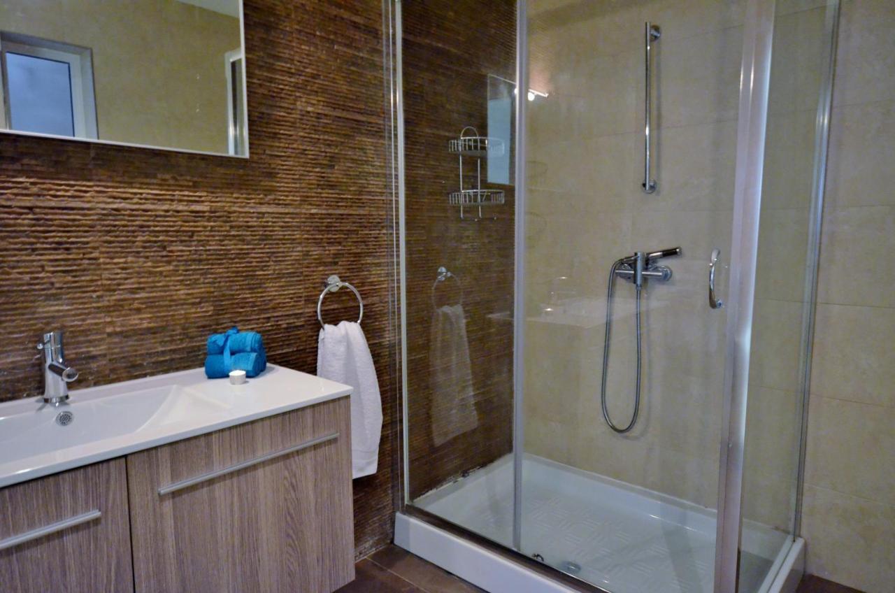 Large St Julians Central 2 Apartment Saint Julian's Екстериор снимка